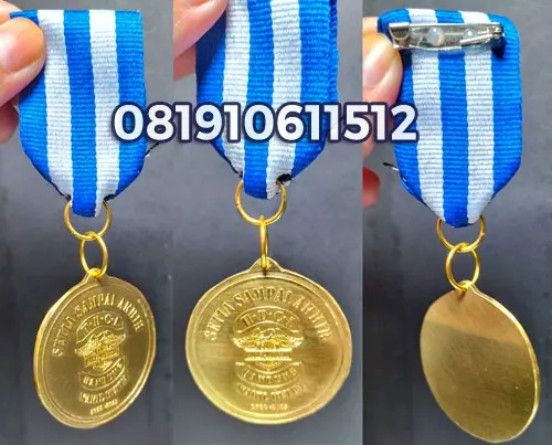 lencana tanda jasa kuningan